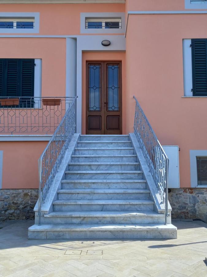 Bnb Villa Melany Vicino Centro Lucca Exterior photo